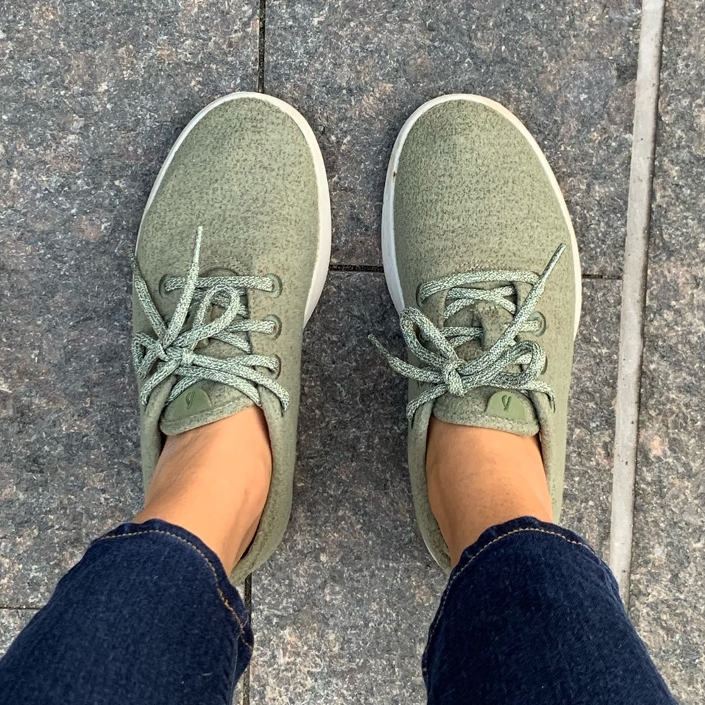Allbirds Wool Runners - Moss - Size 8